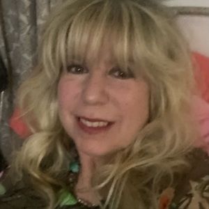 Meet your Posher, Phyllis